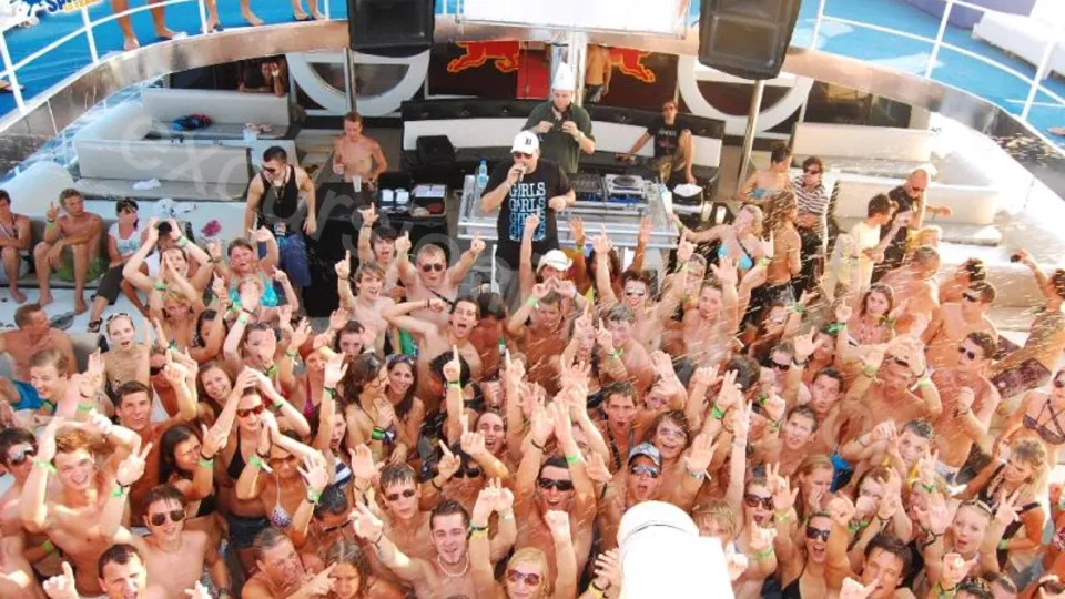 Boat Trip in Alanya from Side image 17