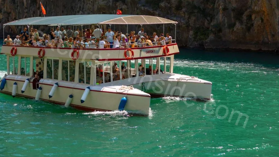 Side Green Canyon Boat Tour photo 4