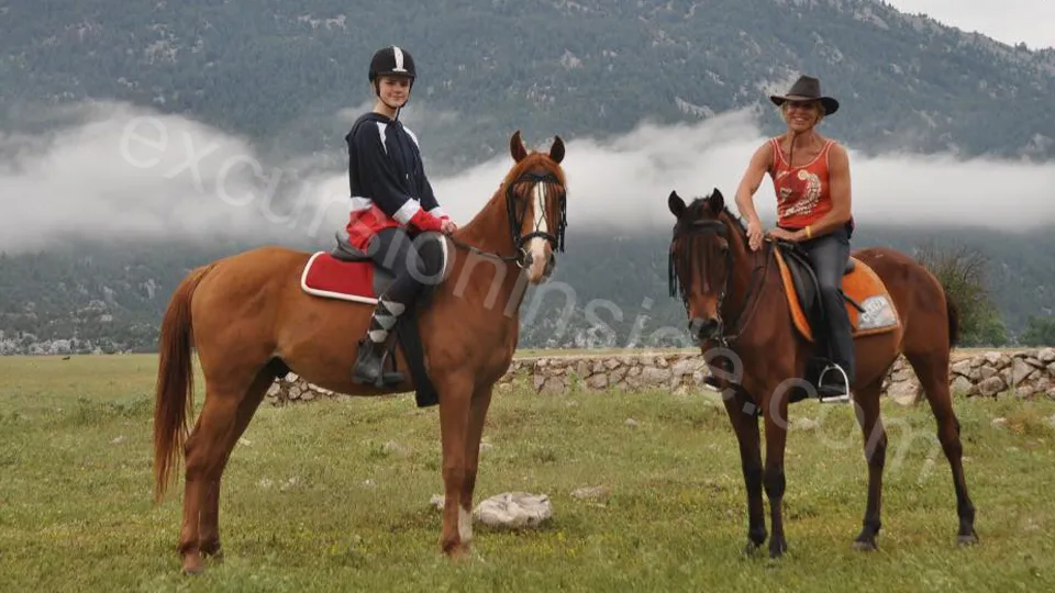  Horse Riding in Side photo 15