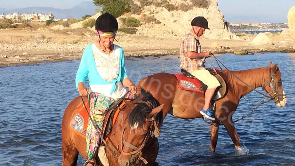  Horse Riding in Side photo 28