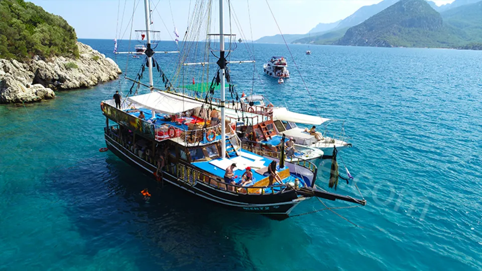Diving in Alanya from Side image 13