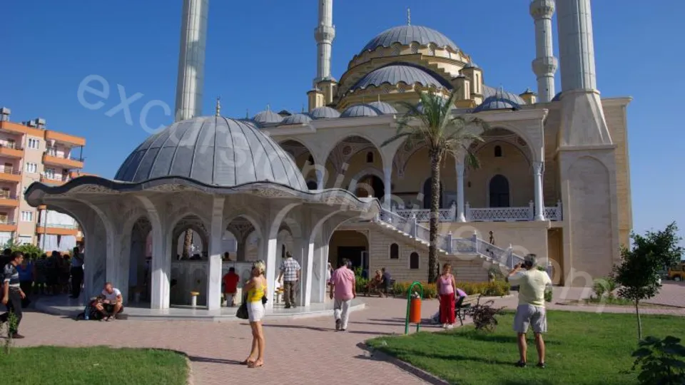 Manavgat Boat Tour from Side image 18