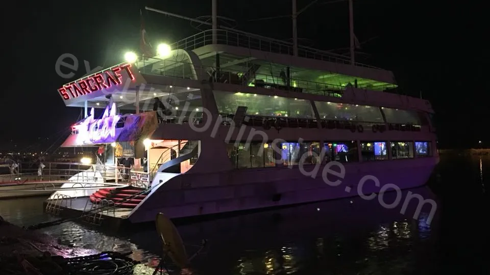 Night Party Boat in Side image 33