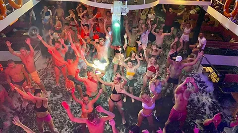 Side Gece Partisi Tekne Turu