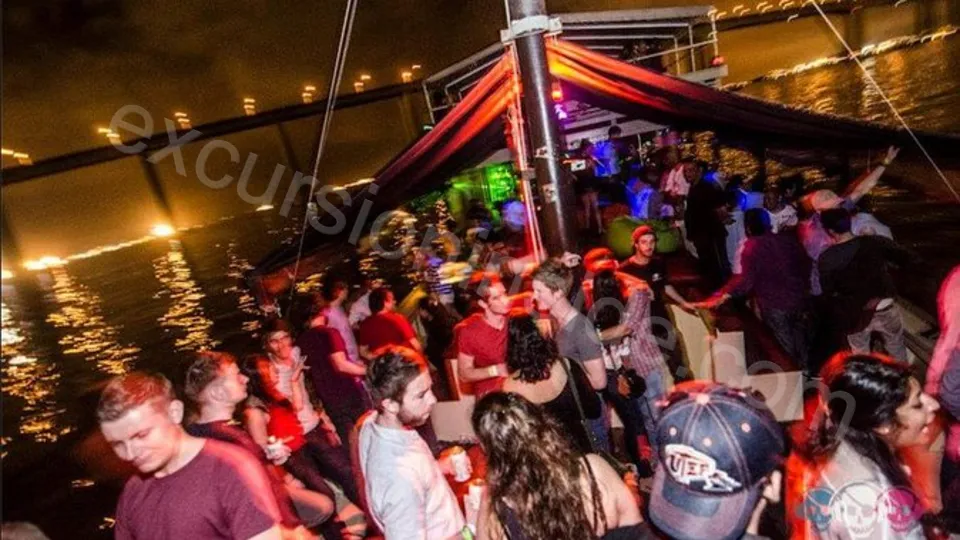 Night Party Boat in Side photo 1