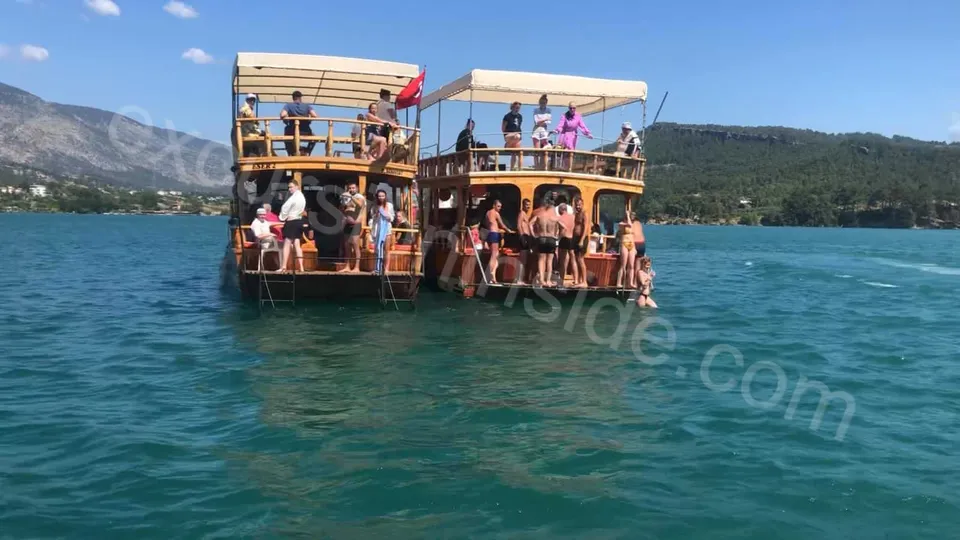 Cabrio Safari and Boat Trip on the Lake in Side image 18