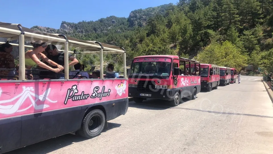 Cabrio Safari and Boat Trip on the Lake in Side image 9