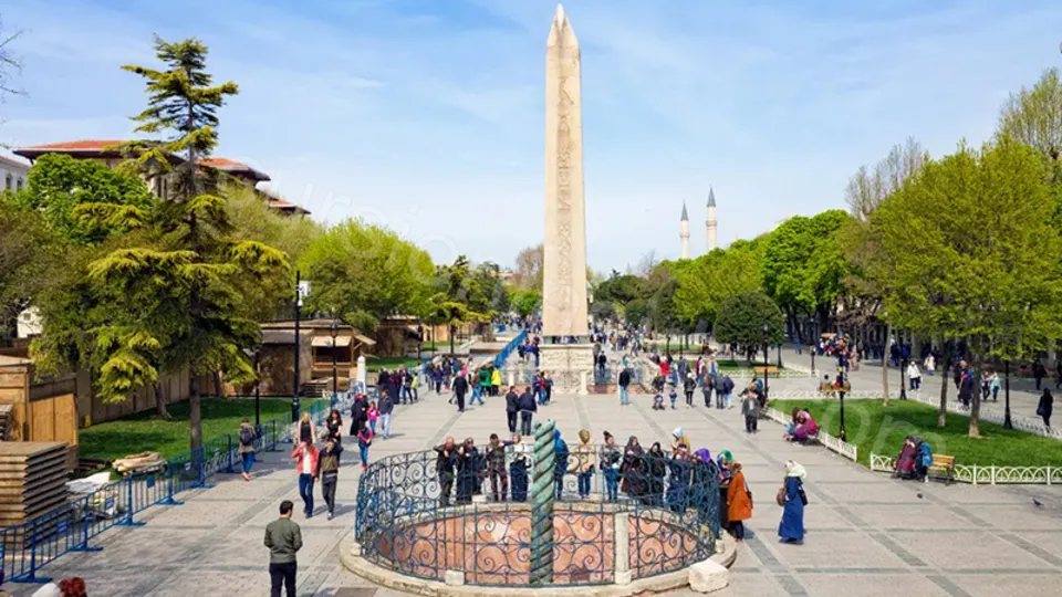 İstanbul Tour rom Side image 21