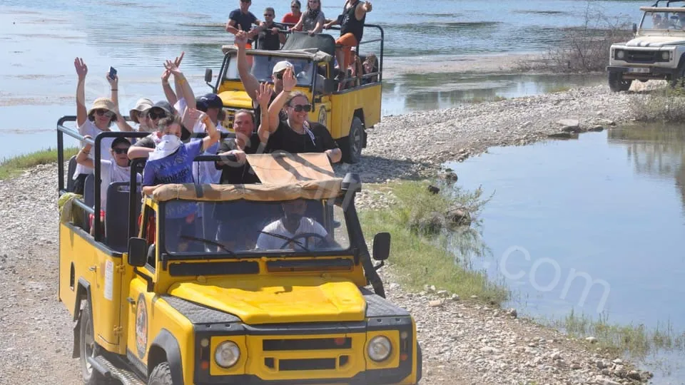 Side Jeep Safari