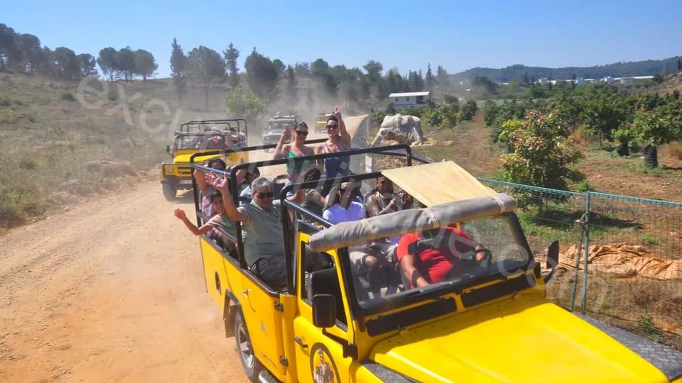 Side Jeep Safari photo 24