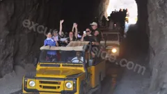 Side Jeep Safari nav photo 12