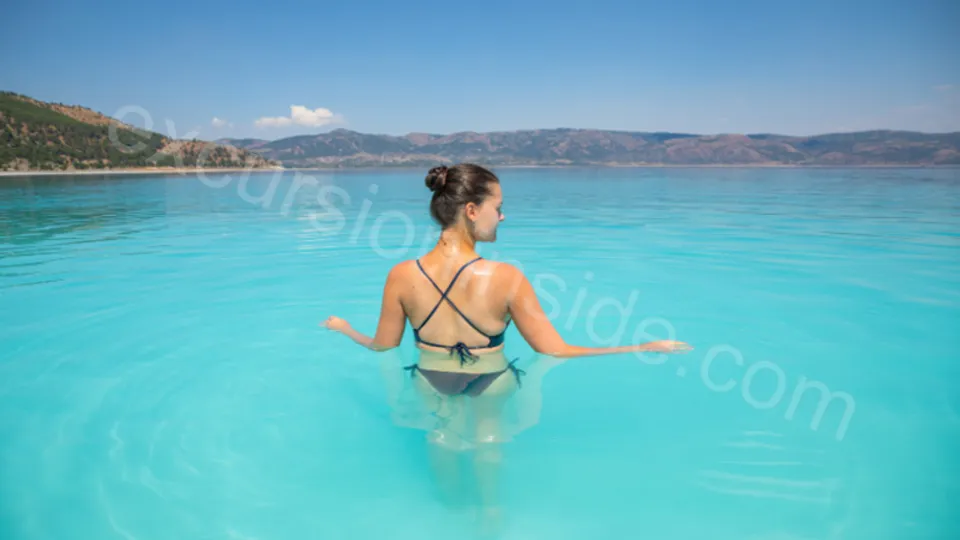 Salda Lake From Side image 9