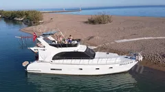 Apollo SS Luxury nav photo 5